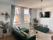 Serene Ocean Side Apartment BTN