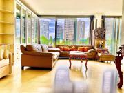 Etage privé vue sur la seine