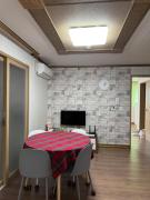 Suncheon Doran Doran House