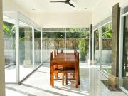 Ubud White pool Villa for 6 ppl