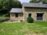 Le Moulin bordé par lAven Le Moulin bordé par lAven