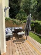 T2 - Jardin, Piscine, Parking entre Nice & Cannes