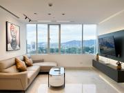 NEW! Suite,Piscina de lujo, GYM, WiFi, Tv en Guayaquil zona ejecutiva