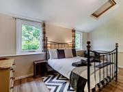 Top Sturminster Newton