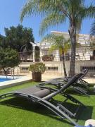 Villa Castillitos en el Aire en lo alto del Montgó-Denia-Piscina