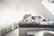 Design trifft Komfort stilvolles Premium Apartment nahe St Leon Rot See
