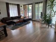 Lounge Park Apartment