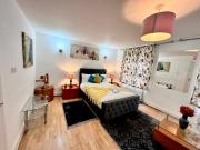 Beautiful Studio Apartment On Edgware Road Beautiful Studio Apartment On Edgware Road