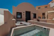AKRI santorini with heated jacuzzi