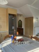 Top Néa Michanióna