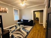 Cozy in Hyde Park Greater Grand Crossing