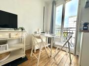 New 702 Suite Piscine - Cosy Apartment Paris Center