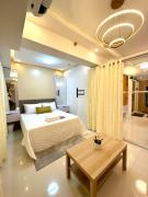 HomeSuiteHome, Shore 3 Residences Moa Complex, Pasay City