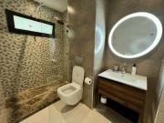 Downtown Getaway - 2 BD Beach Nearby