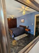 Charming Central Flat - Balcony with Mountain View, Near Beach