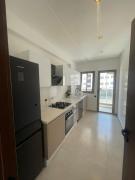 Spacious Private Room next to the airport