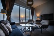 Maison Privee - Chic Coastal Escape with Open Sea Vws on Palm Entry
