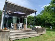 Mobil-home chalet chez lhabitant, au coeur des Combrailles, à 5 min du Pont du Bouchet