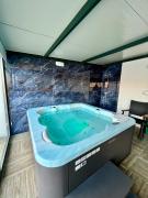 Skyline Gozo Penthouse with Jacuzzi