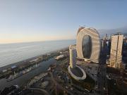 Downtown Comfort Roomy Studio in Orbi