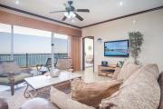 Shore Beats WorkSpacious Oceanfront Condo
