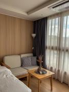 D Heights Monterrace Lake Condo