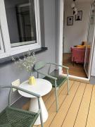 Top Debina Top Debina