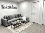 1-BR Suite with Private entrance near Restaurants, Shops, Local Amenities