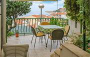 2 Bedroom Gorgeous Apartment In Podgora