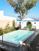 73 Yalikavak, Contemporary version of an old village house