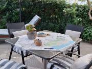 Deluxe Apartment No.8 Deluxe Apartment No.8