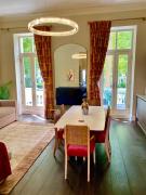 Elegant One Bedroom Apartment in Central London