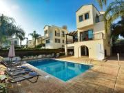 Villa Protaras Paralia Spacious 4Bdr Central Protaras Villa