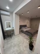 Апартаменти Зарічанська вулиця Netflix