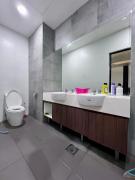 Top Kuching