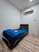 Top Kuching