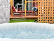 St Stephens Retreat - Hot Tub & Fire Pit - FREE Parking