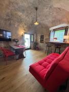 Acquaviva, Petra - By Ligooria