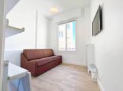 Lumineux studio proche Jean Medecin