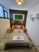 Exotic Sea-View Apartment