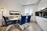 KATIES Apartments Augsburg - Zentral - 4 Zimmer - 7 Personen - 2 Parken - Nintendo Switch - DisneyPlus - E-Kamin
