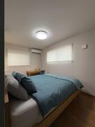 Asakusa15minAkihabara25minHanedaAirport45min3BRs6Bds2Bth