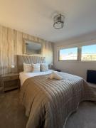 Elegant 1 Bed with free parking