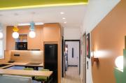 C5 Colourful apartment