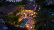 Vacation Marbella I Villa La Cabane, Luxury, Heated Pool, 300m to the Beach