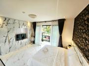 Top Narathiwat Top Narathiwat