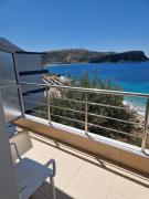 Top Himare