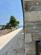 House Thomi House Thomi