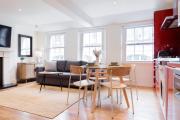Bright Carnaby Soho 1BR Apartment with AC