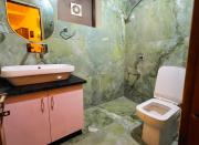 Nook 1BR close to Mall Road and Naini Lake